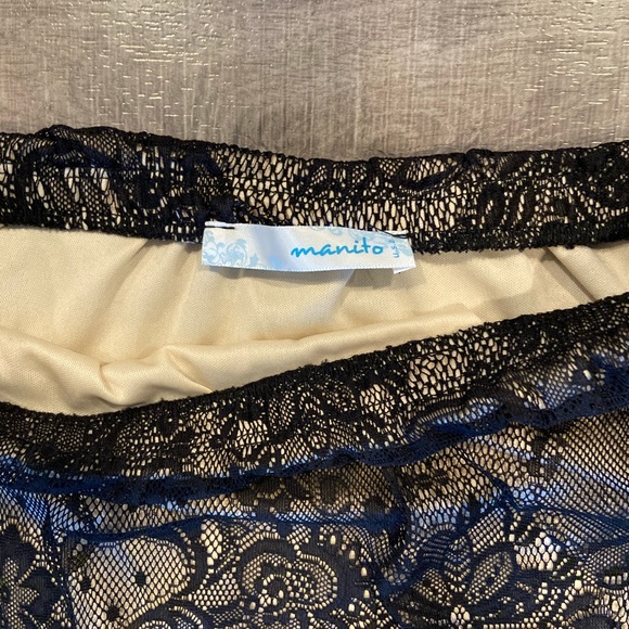 Manito Skirt - Picture 2 of 2